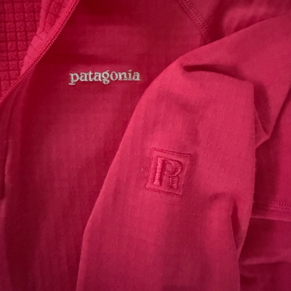 Patagonia Women’s R1 Fleece pullover - Picture 3 of 5